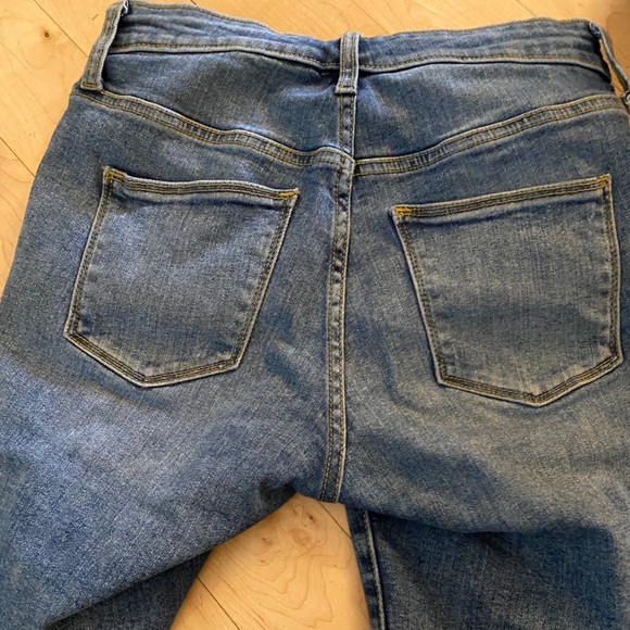 Ripped jean Bermuda shorts - Picture 2 of 2